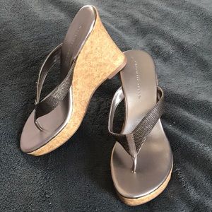 *Brand new* Women’s size 8 wedge sandals